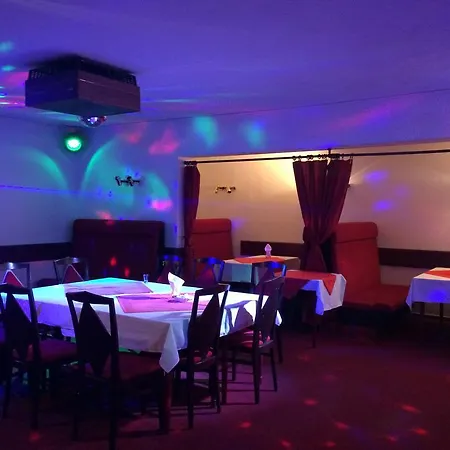 Schindleruv Haj Hotell 3*